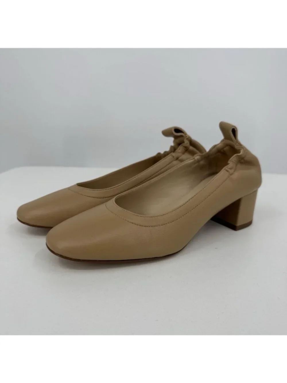 Everlane Italian Leather Day Heel Light Taupe 6 Women's Elastic Back Comfort